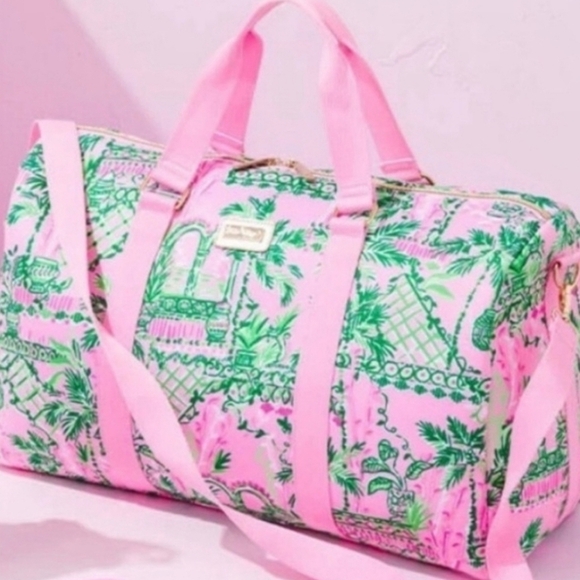 Lily Pulitzer Always Worth It Duffle/Tote Bag Pink Floral Gym Workout Preppy - Picture 1 of 12
